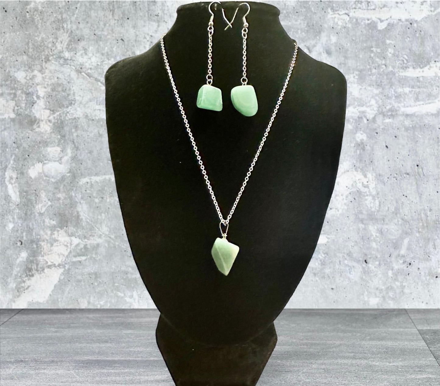 Mint Mist Necklace & Earrings Set